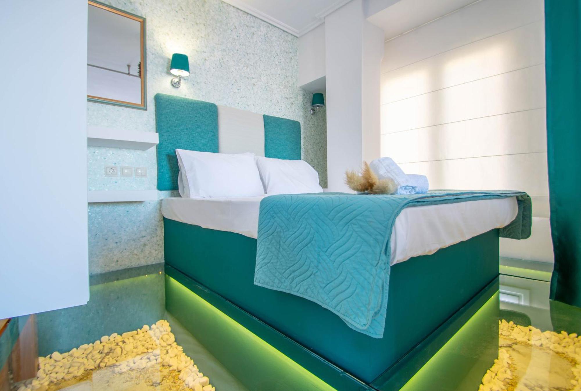 Zante Harbour Suites With Free Gym Services By "Elite" Zakynthos Town Ngoại thất bức ảnh